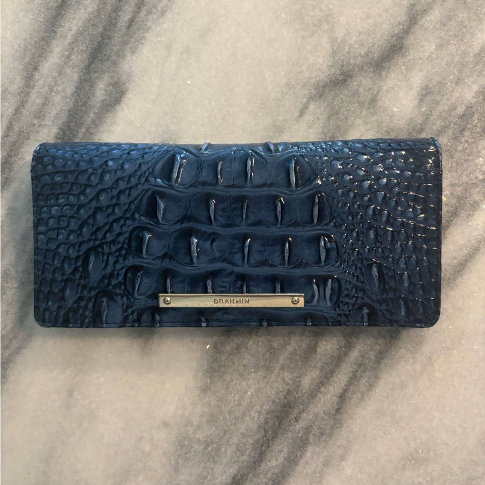 Authentic Brahmin women’s Ady Bi-fold Wallet, blue